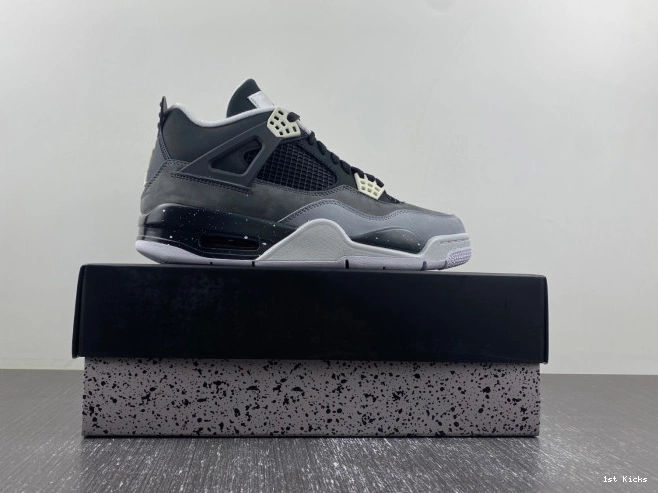 Fear 626969-030 Jordan 4 (2013) Retro Pack 0817